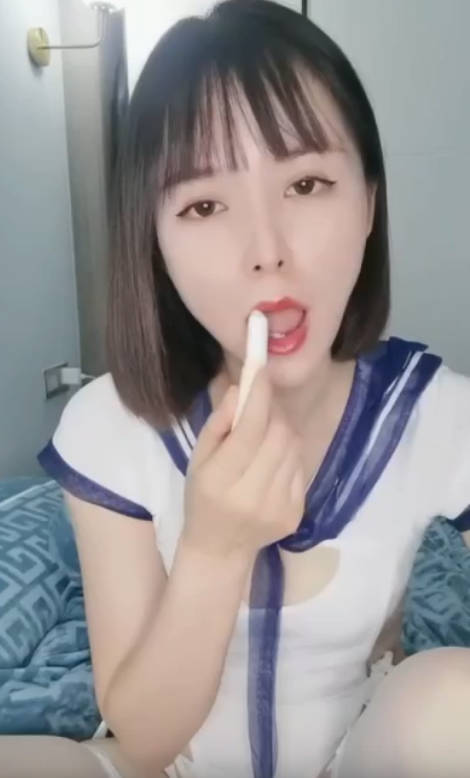 美女主播