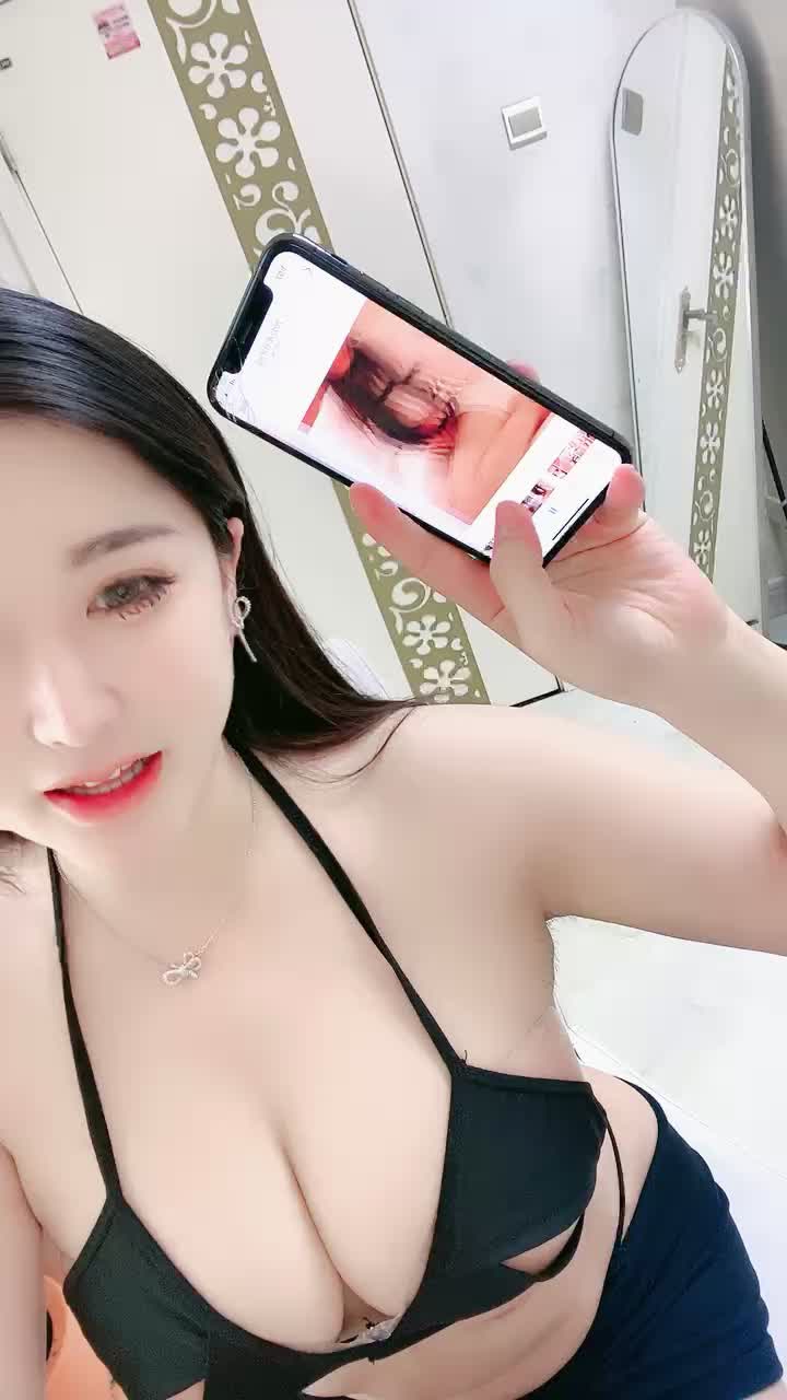 美女主播